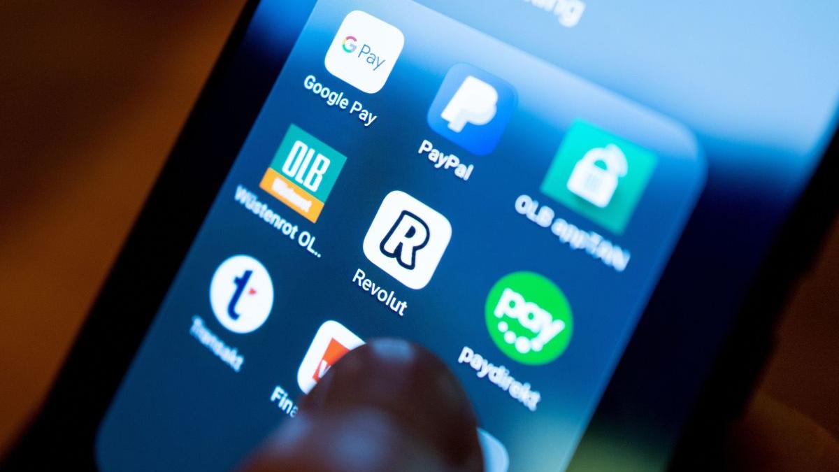 conturile revolut au fost sparte de hackeri pentru a doua oara intr o luna ce spune banca in scrisoarea catre clienti