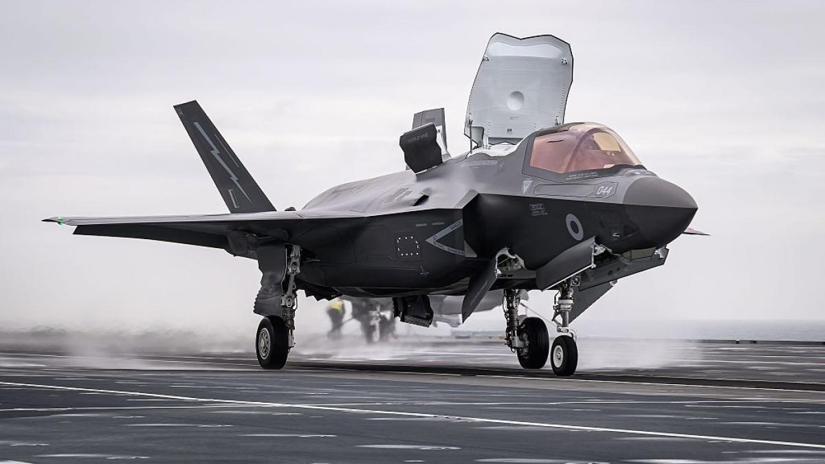 cum au ajuns in hong kong piese din avionul f 35 pentagonul a deschis o ancheta iar congresul sua se teme de spionaj chinez