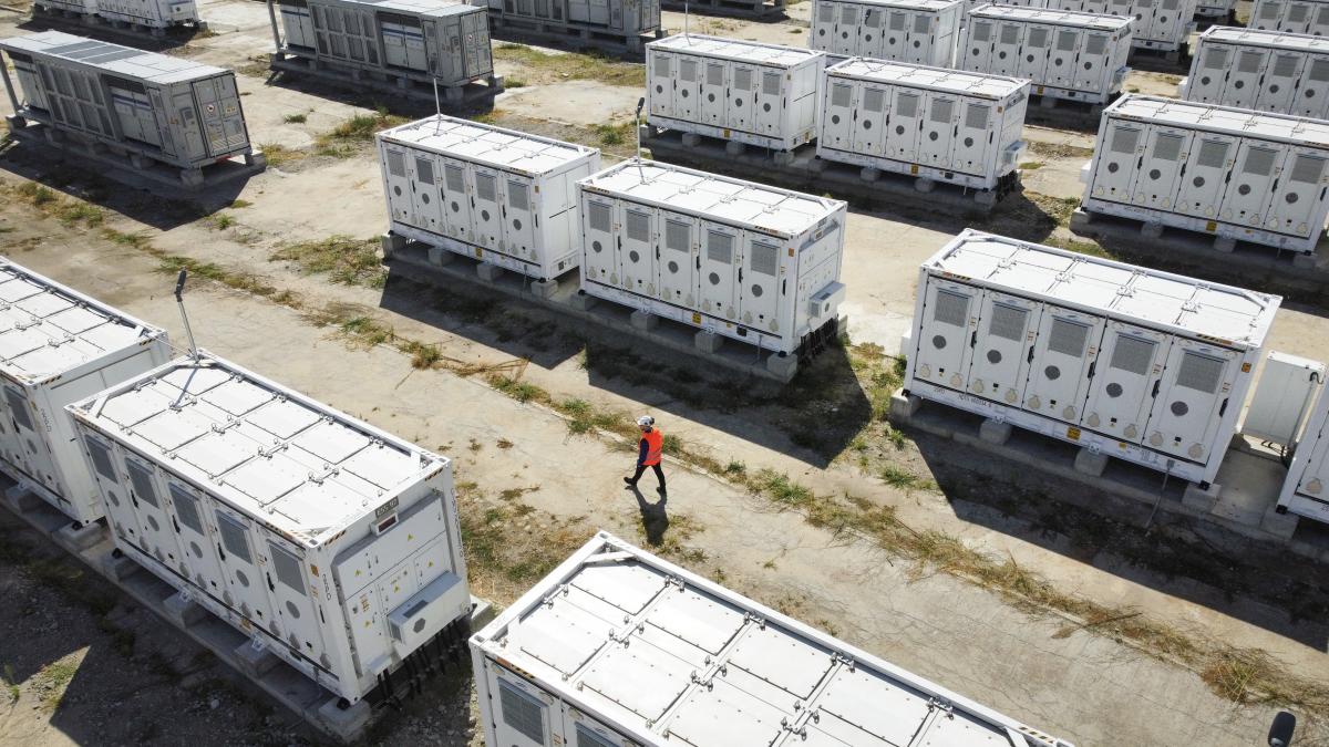 euronews cum a ajuns bulgaria de la cea mai saraca tara din ue la un model european in capacitatea stocarii energiei in baterii