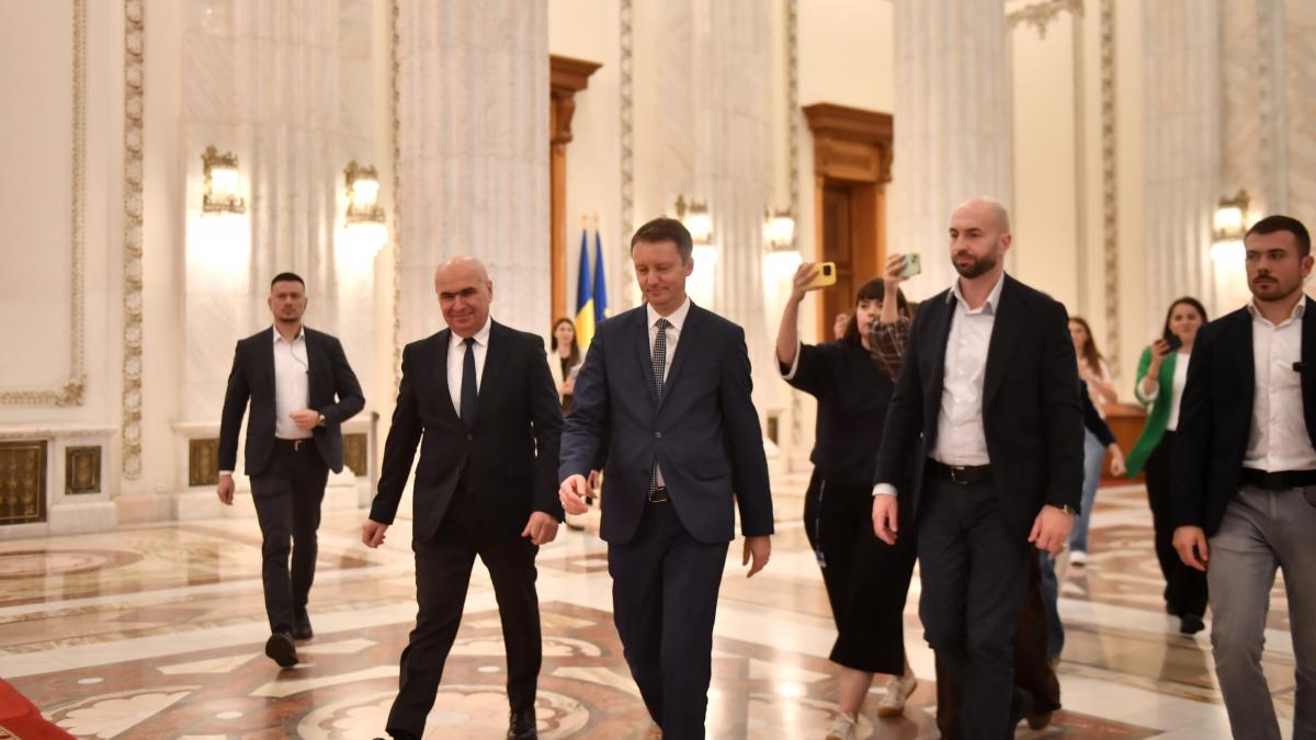 document programul guvernului muresan o noua lege a salarizarii privatizarea tarom tva 19 cand ne permitem