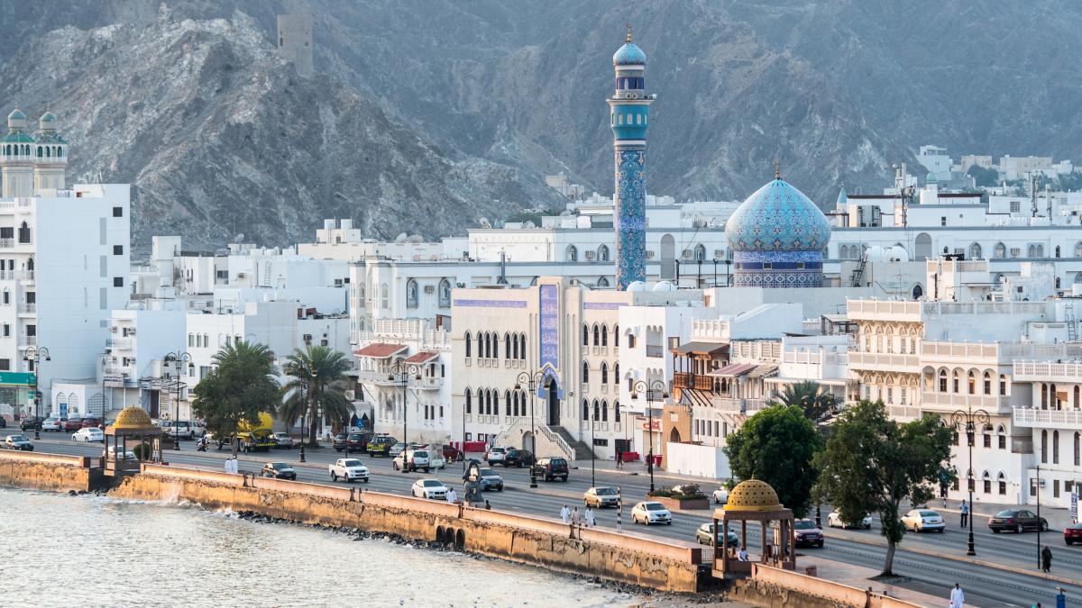 omanul se pregateste sa devina un jucator in economia spatiala ministerul transporturilor elaboreaza prima lege spatiala a tarii