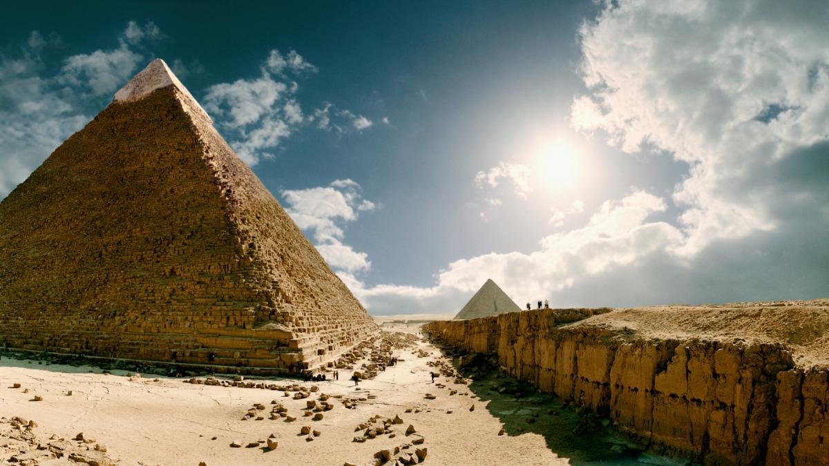 piramida antica a lui kefren giza egipt