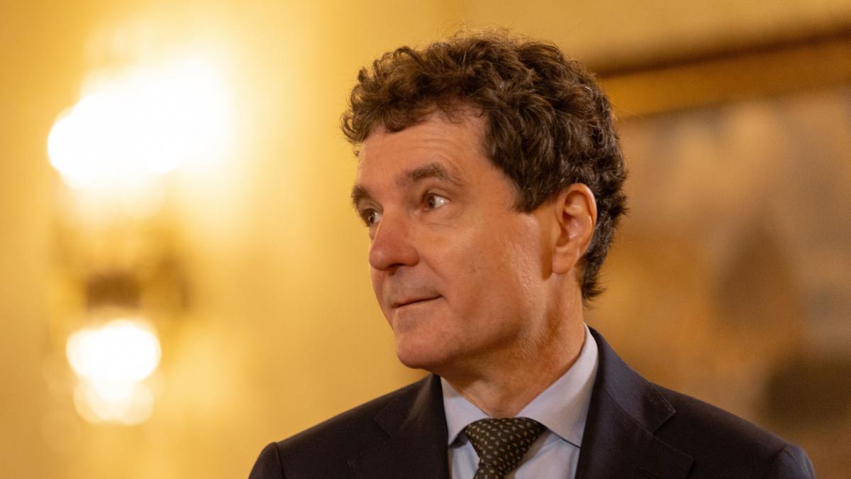 presedintele romaniei nicusor dan