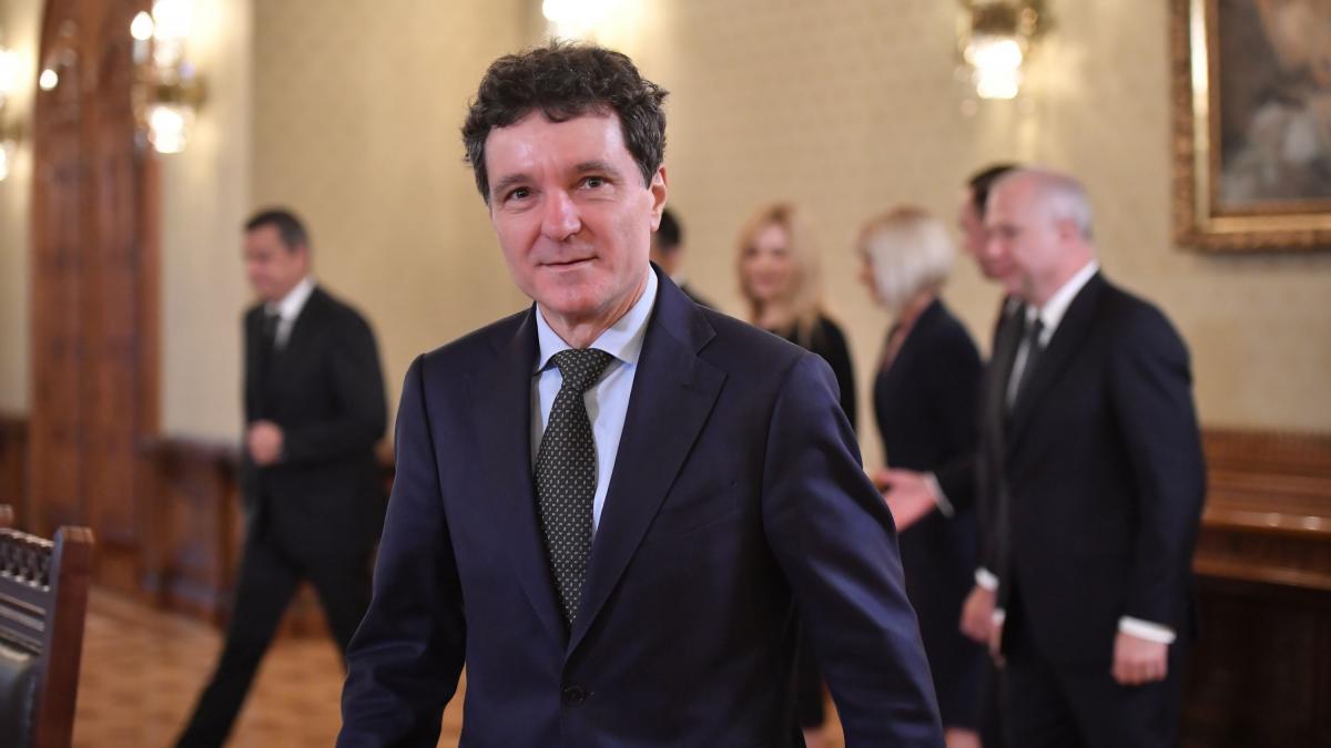 nicusor dan la cotroceni