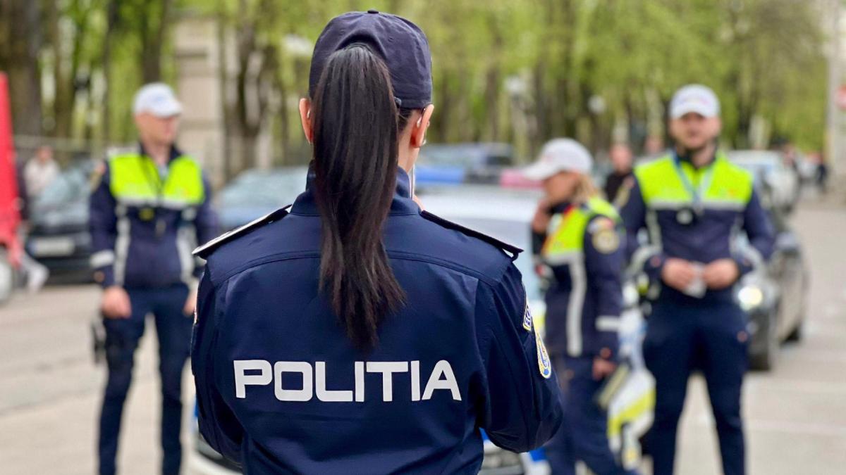 soferii romani vor fi trasi pe dreapta de politisti si vor fi intrebati unde merg si ce fac acolo au anuntat oficial zilele si orele