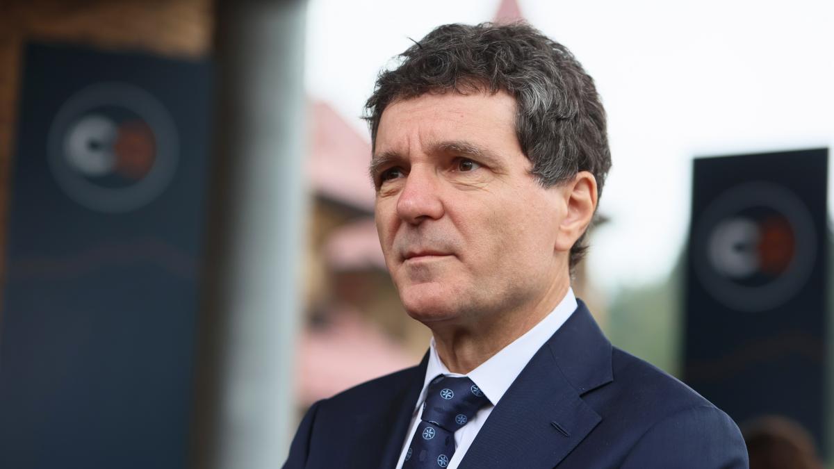 surse daca pica siegfried muresan la vot nicusor dan va face nominalizari de premier pana va trece una