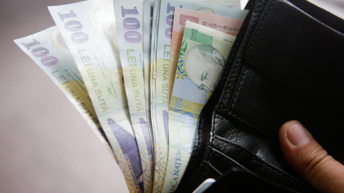 bolojan spune ca viitorul guvern trebuie sa indexeze pensiile si salariile in 2027 inflatia a scazut din puterea de cumparare
