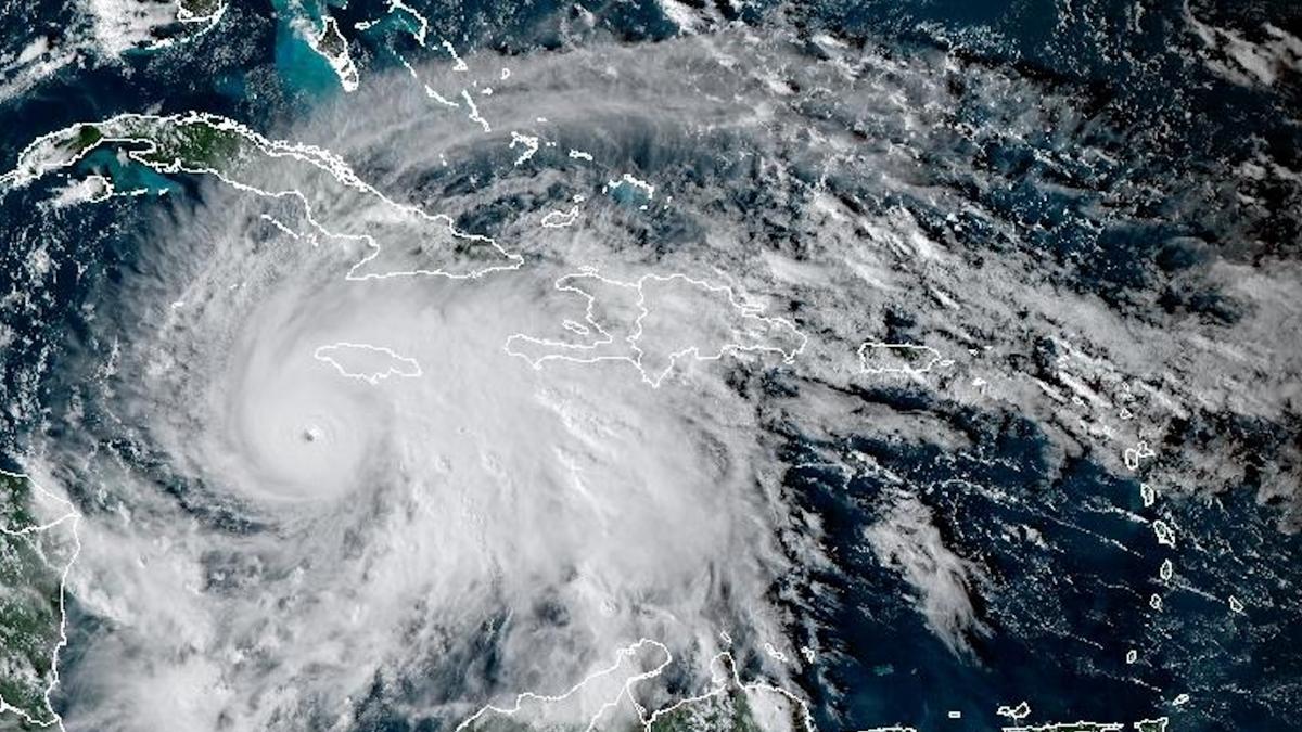 el nino a provocat un fenomen neasteptat in atlantic a dus la disparitia sezonului uraganelor