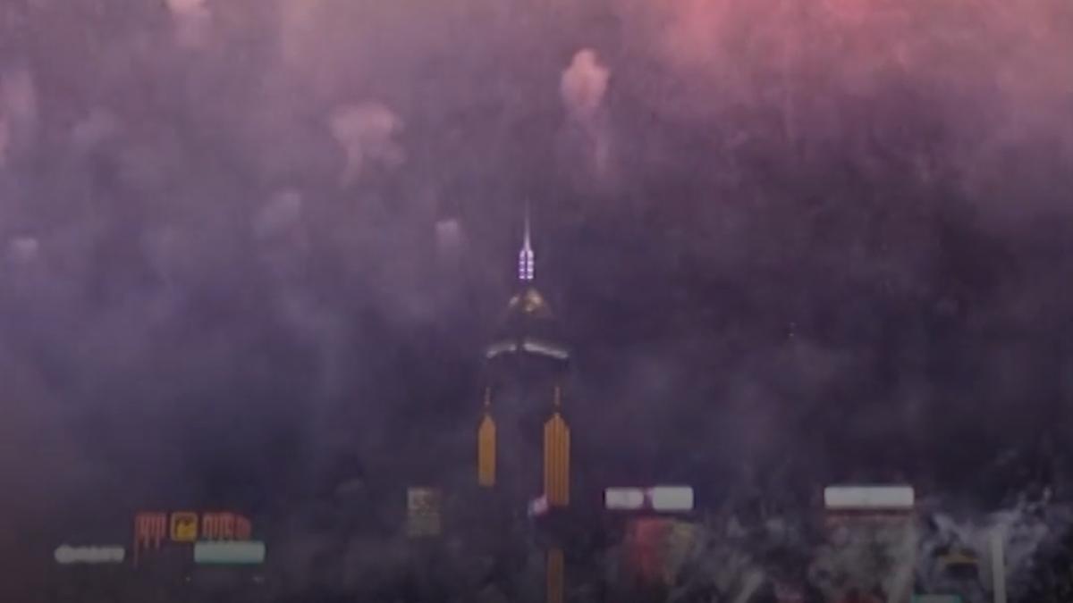 focuri de artificii spectaculoase de ziua nationala a chinei deasupra portului din hong kong