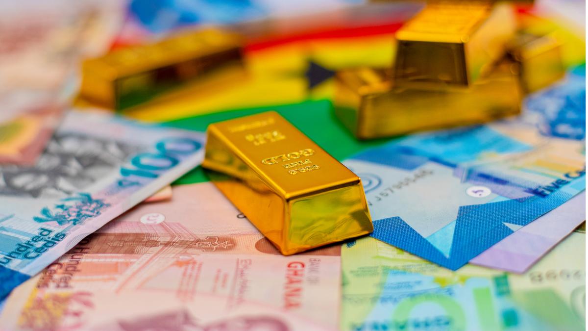 cel mai mare producator de aur din africa isi schimba bancnotele lanseaza noi cedi cu patrimoniul eroii si identitatea nationala