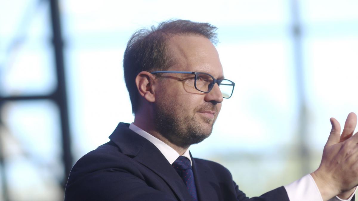 dominic fritz cere din nou alegeri anticipate inaintea consultarilor de la cotroceni de luni pozitia usr e clara