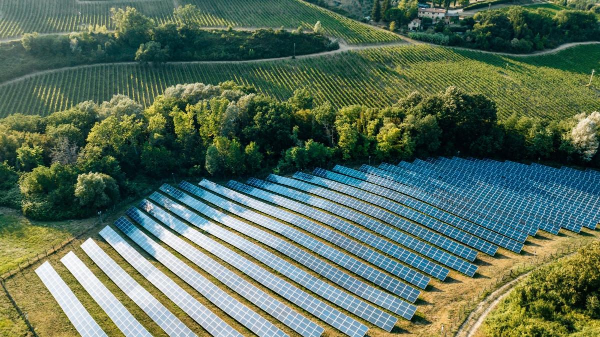 cum a economisit energia solara 37 4 miliarde de euro pentru ue de la inceputul razboiului din iran