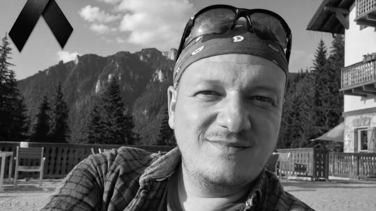 un asistent medical de la spitalul orasenesc bicaz a fost gasit mort la serviciu intr o camera de la upu octav avea doar 35 de ani