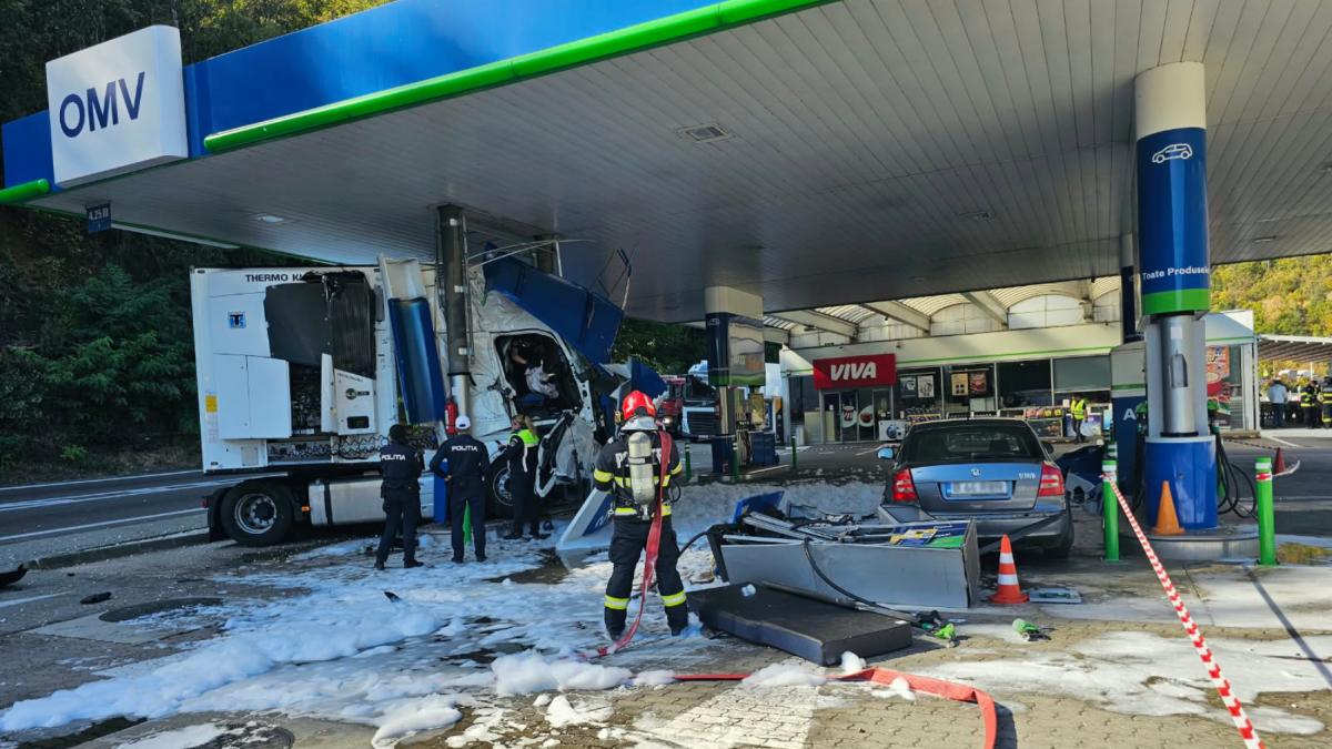 accident omv valea oltului 6 octombrie 2026 camion pompa benzinarie