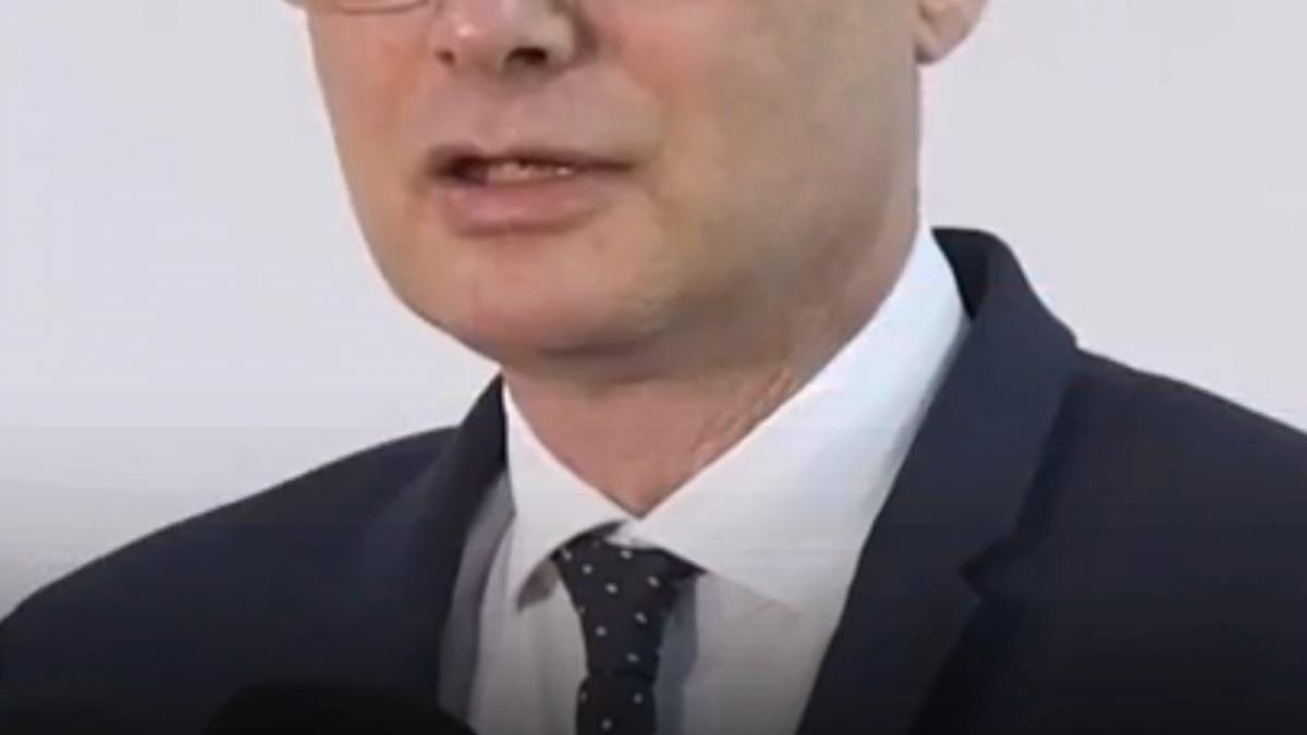 luca niculescu la finalul negocierilor cu psd pnl si udmr sunt optimist sunt mai multe formule posibile de guvern