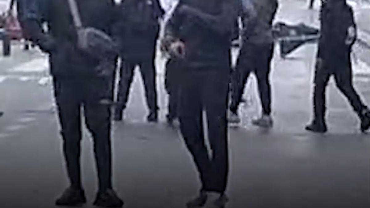 violente la bruxelles in timpul protestelor sindicatelor politia a intervenit cu gaze lacrimogene si tunuri cu apa