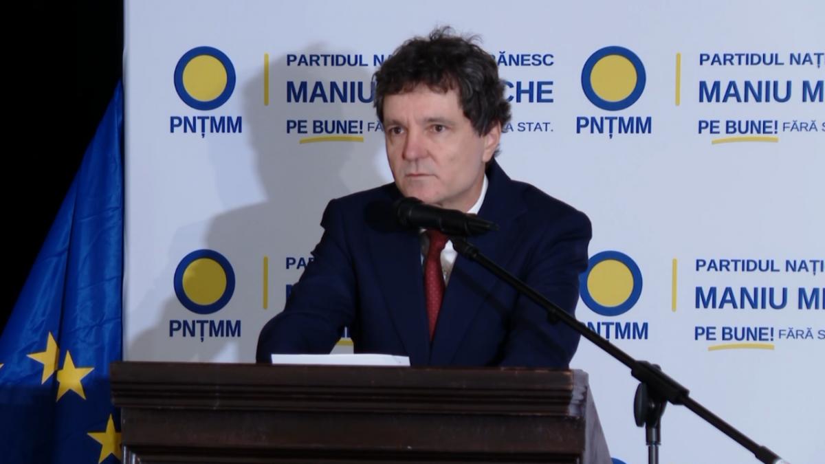 nicusor dan trage semnalul de alarma nu e asa evident ca romanii vad viitorul bazat pe o societate democratica populismul creste