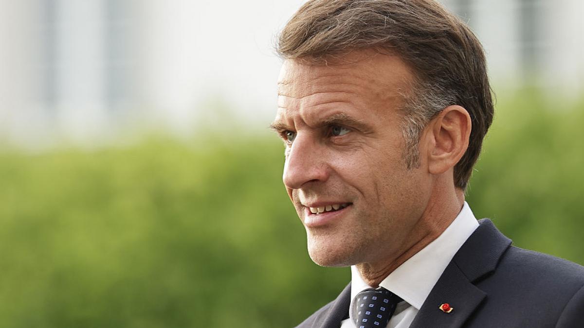 popularitatea lui macron este la cel mai scazut nivel din 2017 bardella si le pen pierd si ei teren