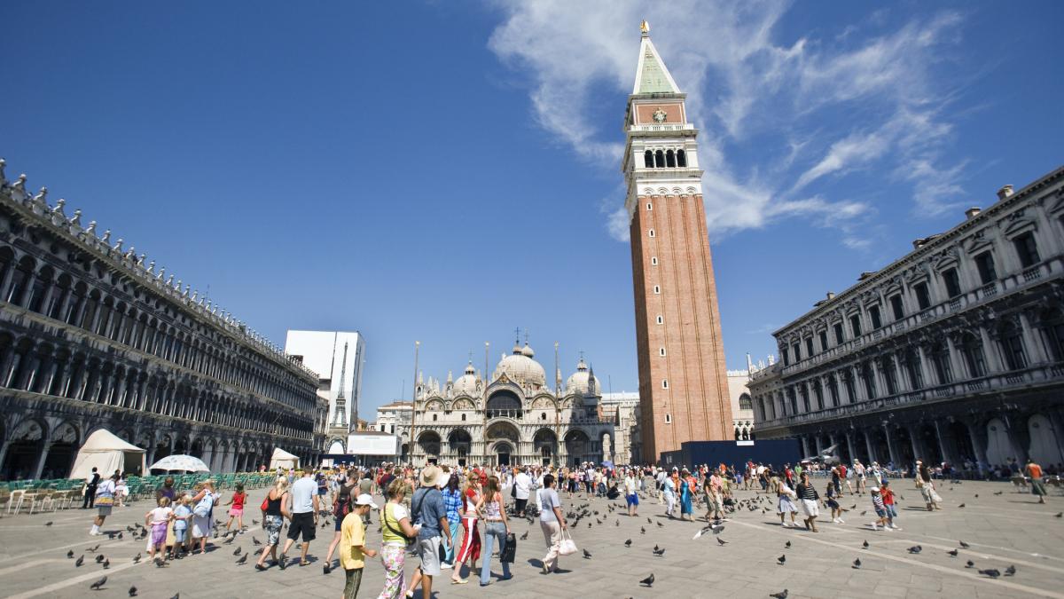 Piazza San Marco la Veneţia