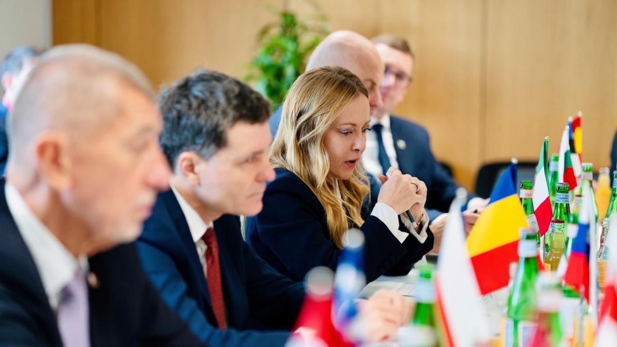 nicusor dan si giorgia meloni au reunit liderii prietenilor coeziunii cer protejarea fondurilor ue in viitorul buget european