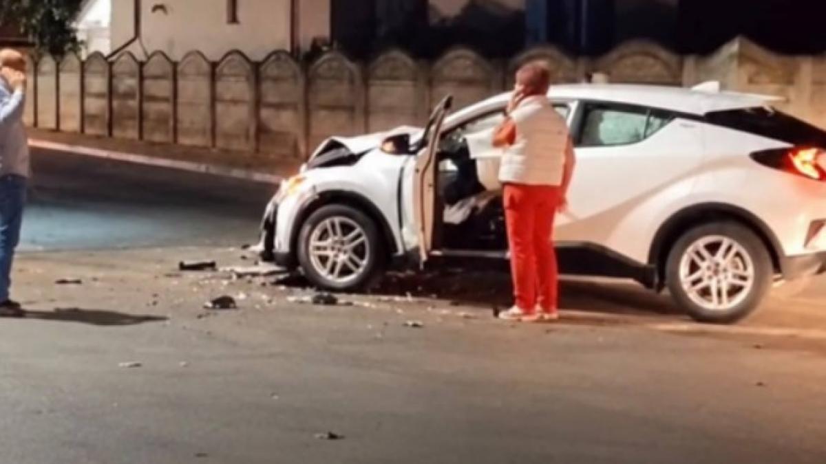 o doctorita din alexandria care s a urcat beata la volan a facut accident se grabea pentru ca intra in garda la urgente
