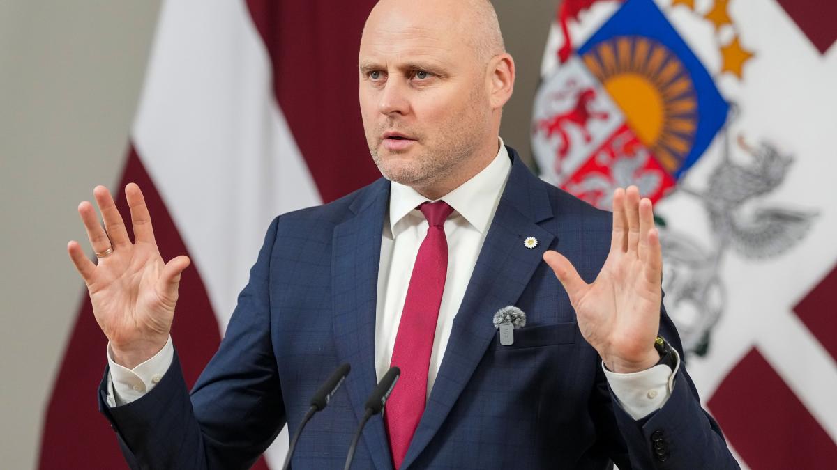 un ajutor bizar pentru ucraina a fost propus de unul dintre liderii ue la summit ul de la bruxelles cate o bere mai putin pe an