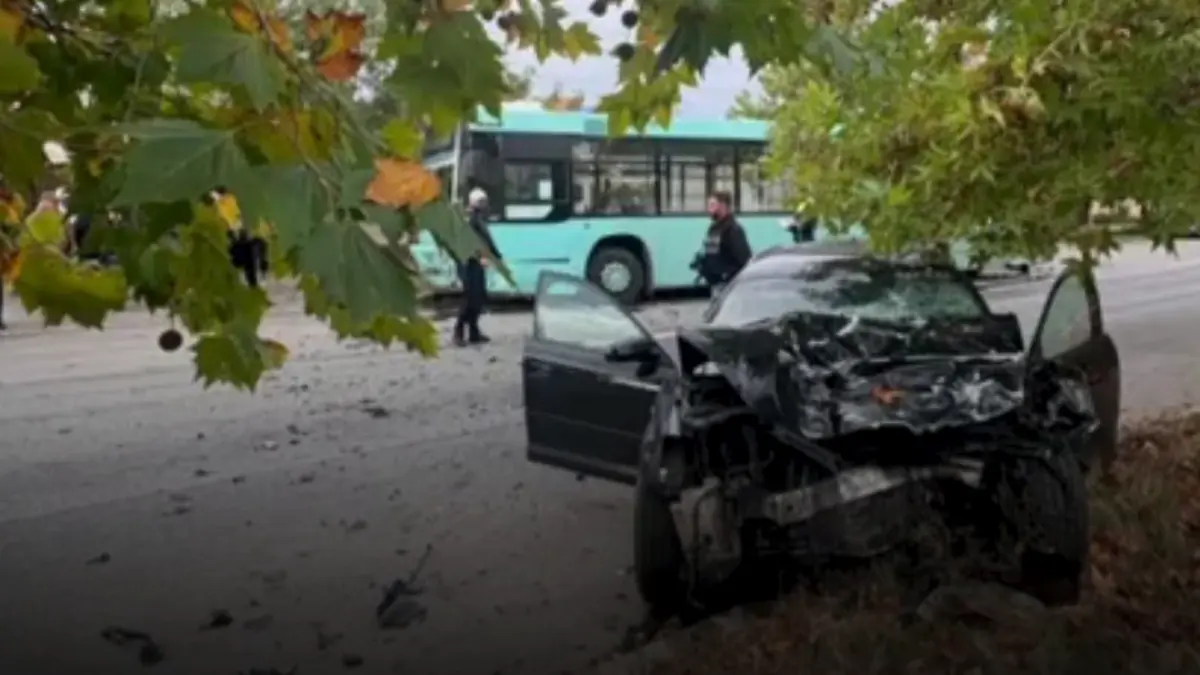accident grav in craiova dupa ce un autobuz si o masina s au ciocnit planul rosu de interventie a fost activat