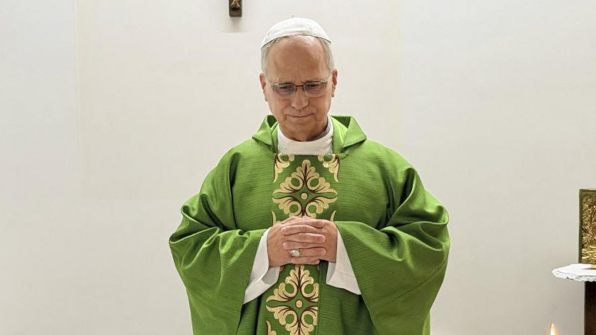 Vaticanul a publicat primele imagini cu Papa Leon după operația de cancer pulmonar. Ce spun medicii despre starea sa de sănătate