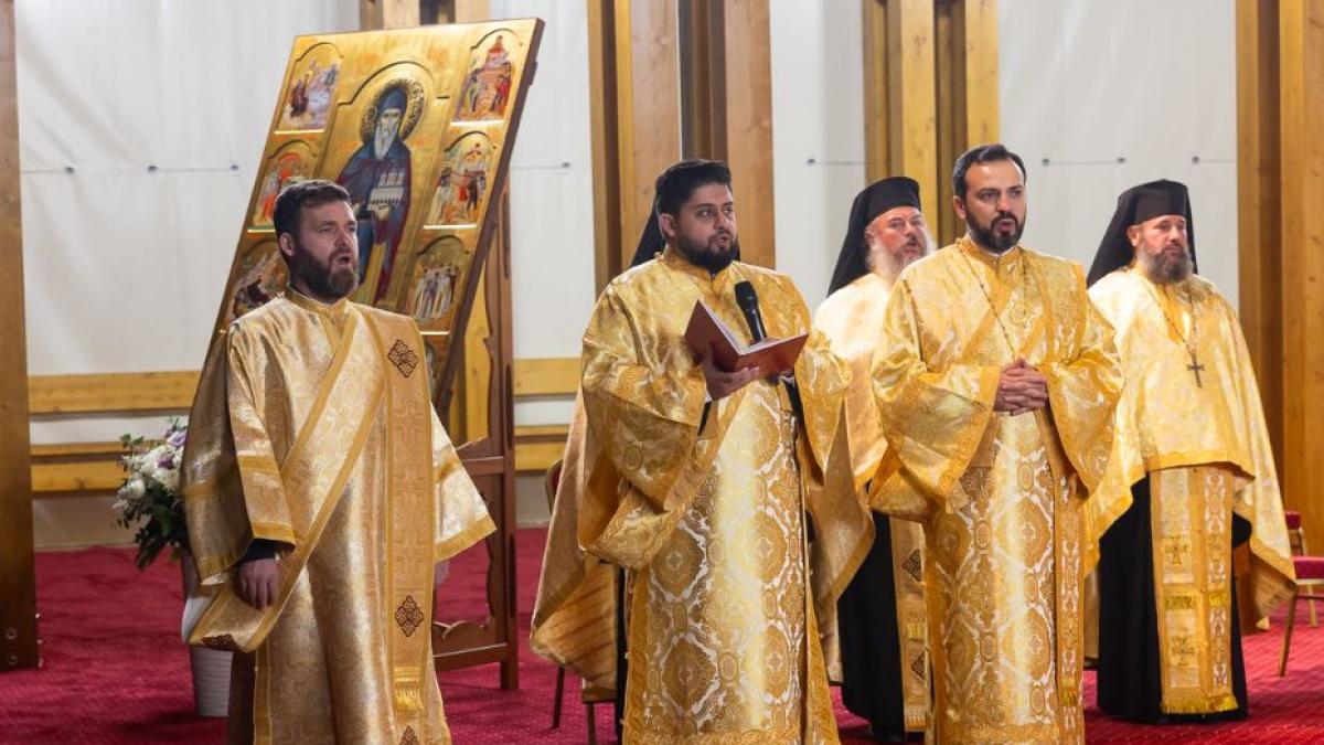 poza - Pelerinajul la Sfântul Dimitrie cel Nou începe duminică, la București. La Patriarhie ajung și moaștele Sfintei Elisabeta de la Pasărea