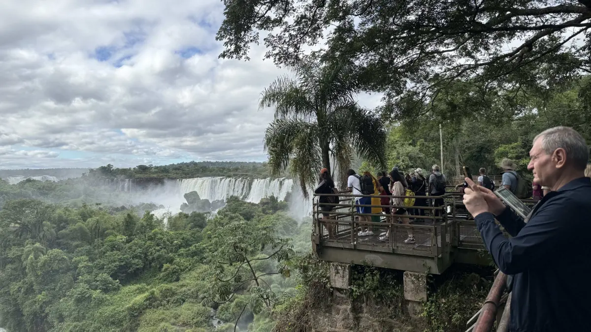 cascada iguazu hepta