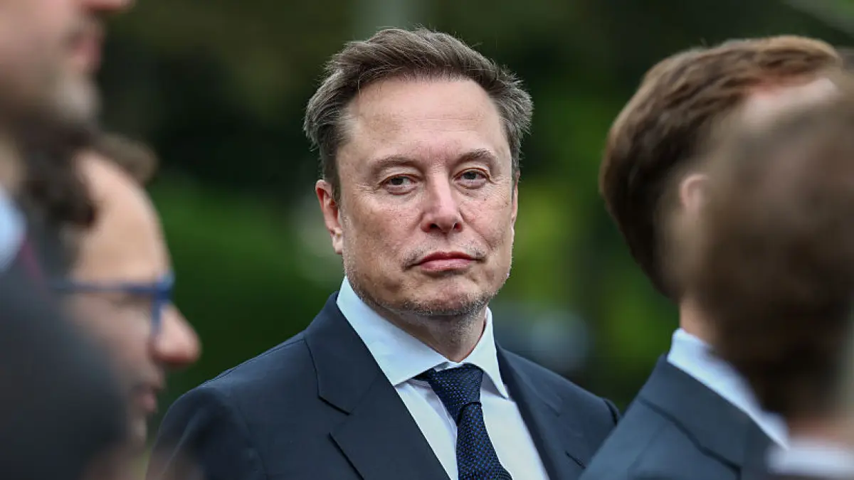 elon musk spune ca tesla si spacex ar putea fuziona intr o singura companie