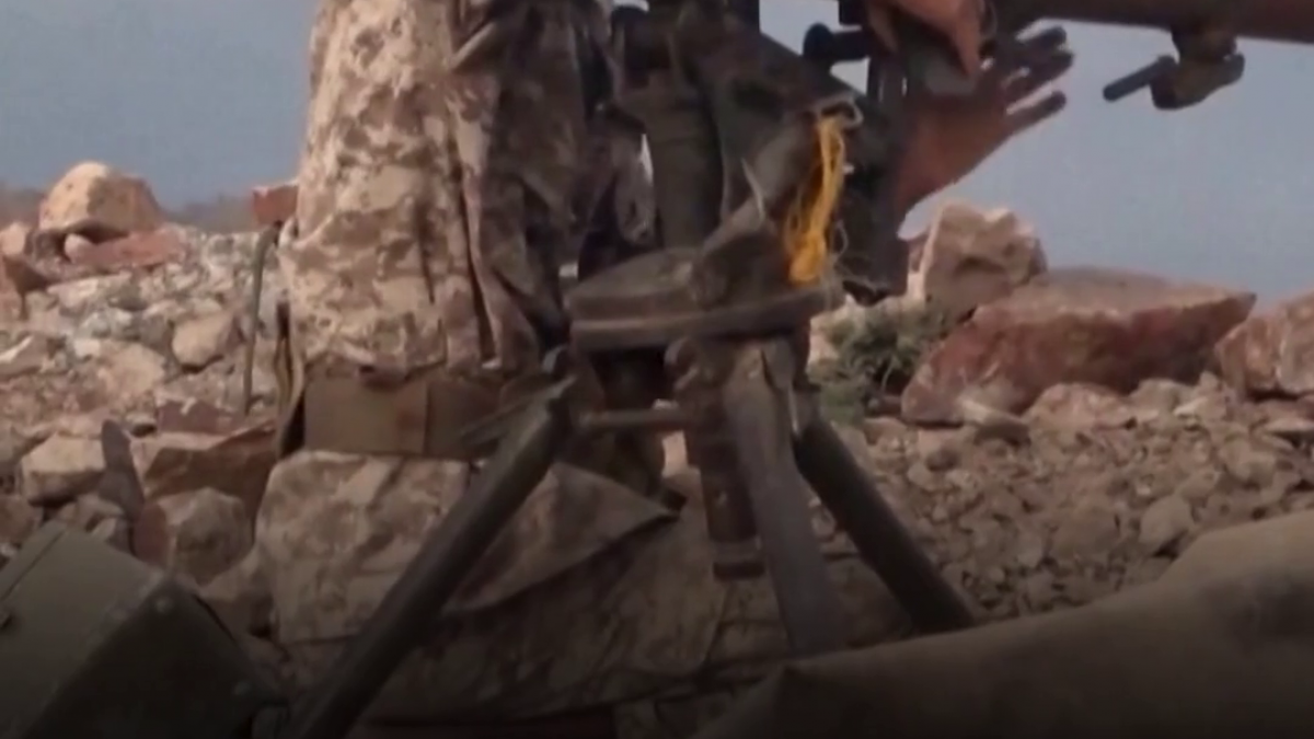 explozii si coloane de fum in yemen rebelii houthi au publicat imagini cu luptele din apropierea orasului taiz