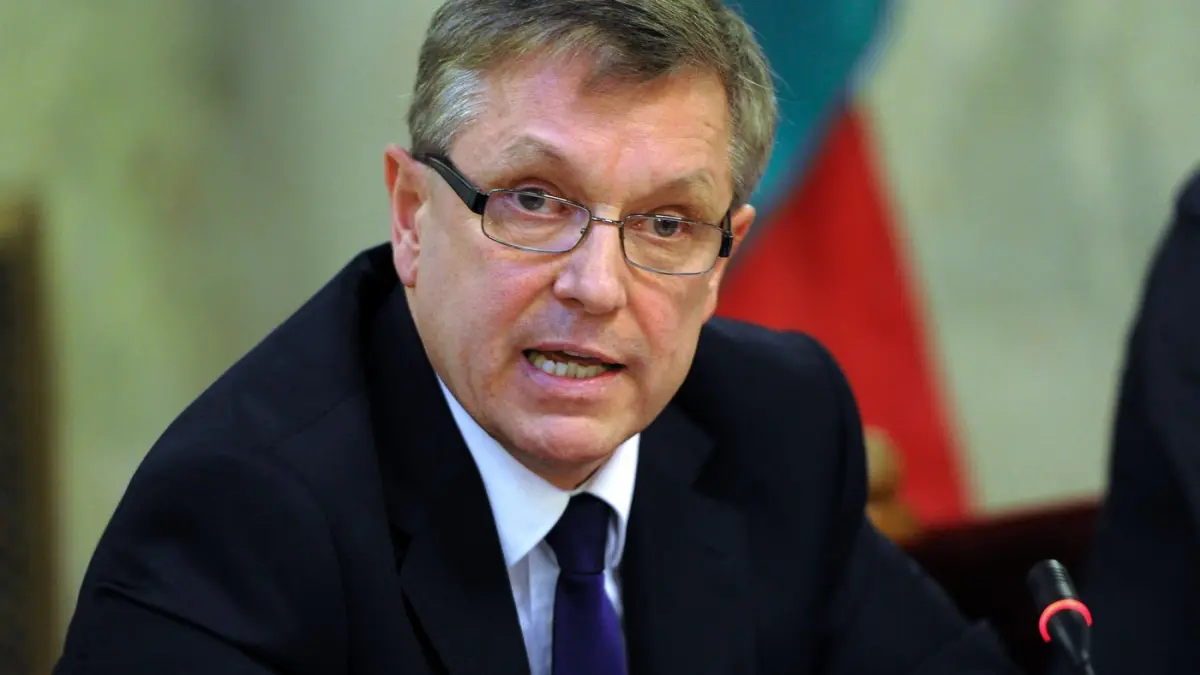 fostul sef al bancii nationale a ungariei un apropiat al lui viktor orban a fost retinut pentru coruptie
