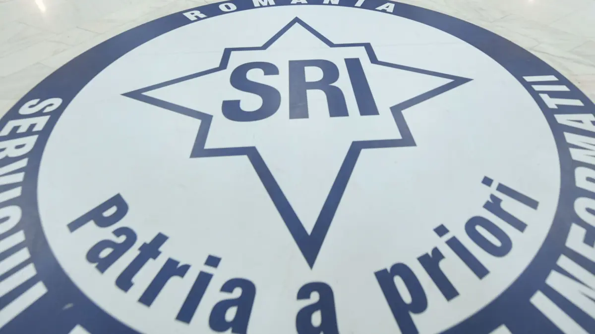 sri reactioneaza pe facebook la acuzatiile unui fost premier regretabile si iresponsabile limbaj suburban la adresa serviciului