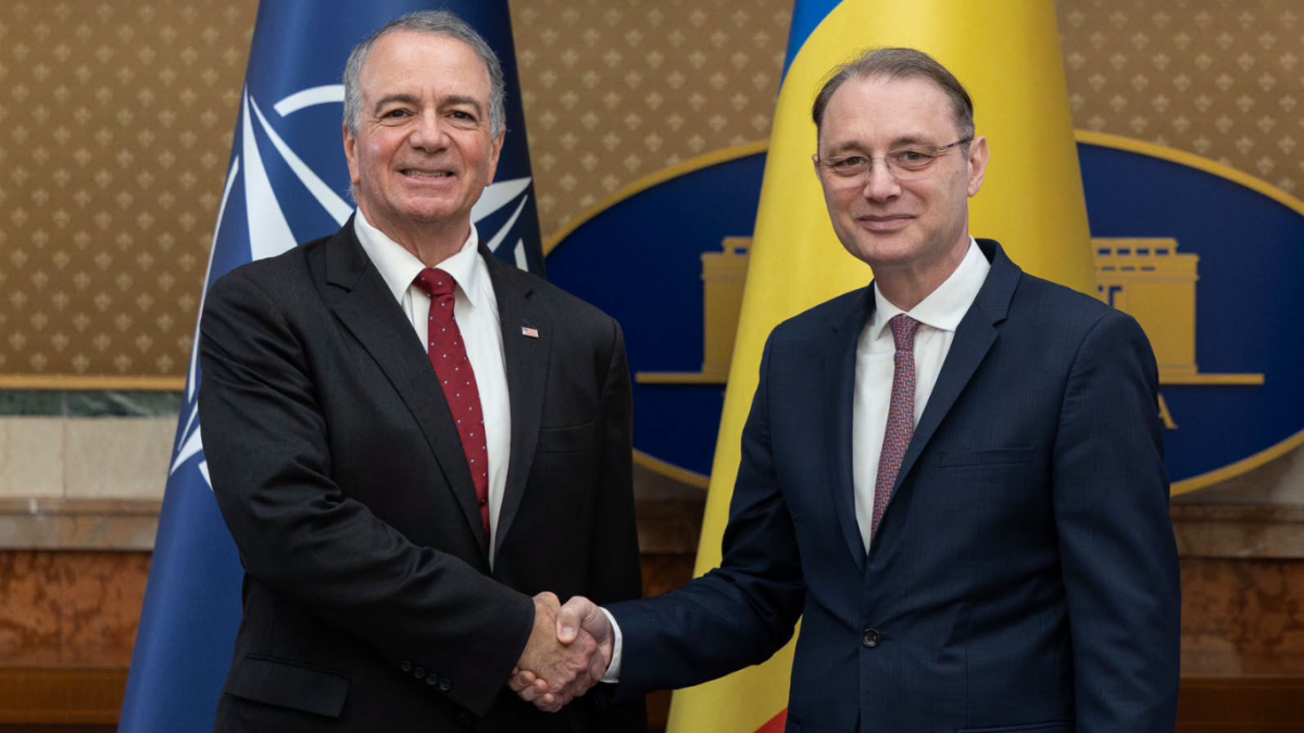 luca niculescu intalnire cu ambasadorul sua darryl nirenberg cei doi au discutat despre proiectele de inzestrare a armatei romane