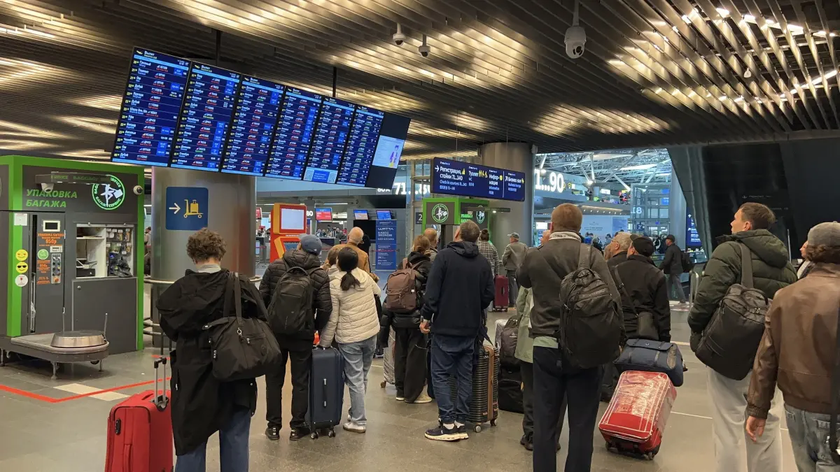 aeroporturile din moscova sunt din nou inchise ucraina a reluat atacurile cu drone asupra capitalei rusiei