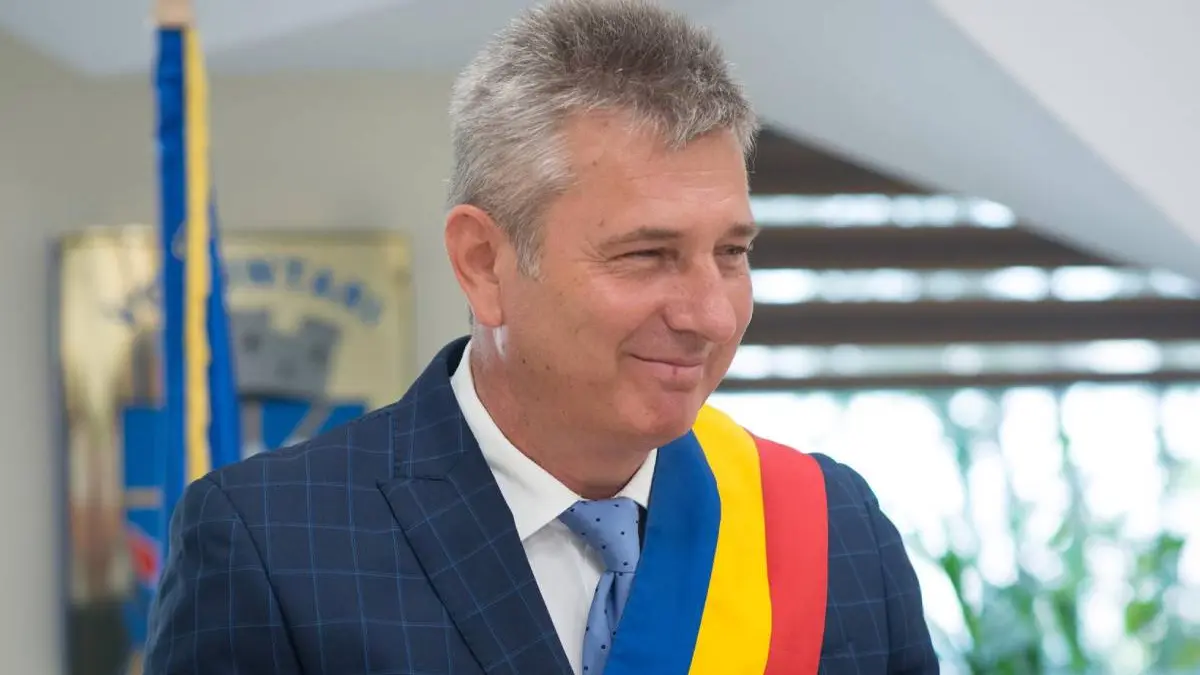 florentin pandele ii cere lui nicusor dan sa retraga contestatia de la ccr impotriva municipiului voluntari sunt uimit si mahnit