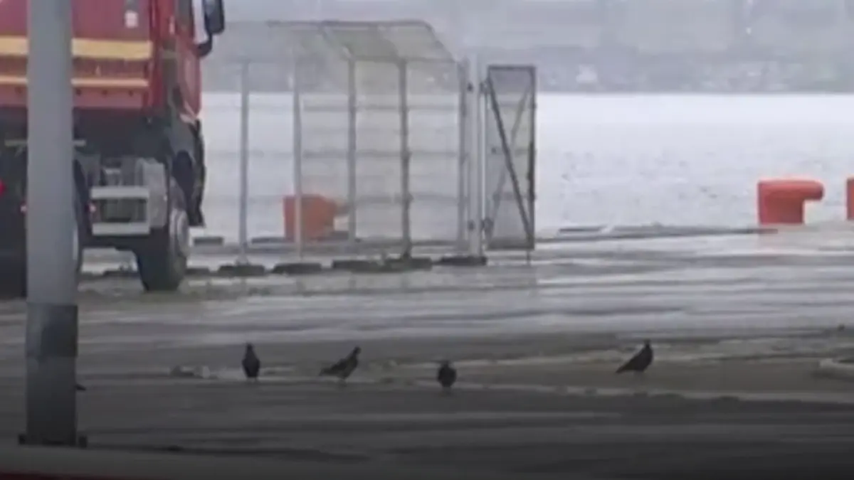 inca o nava a fost lovita de drone in marea neagra aproape de constanta si s a scufundat