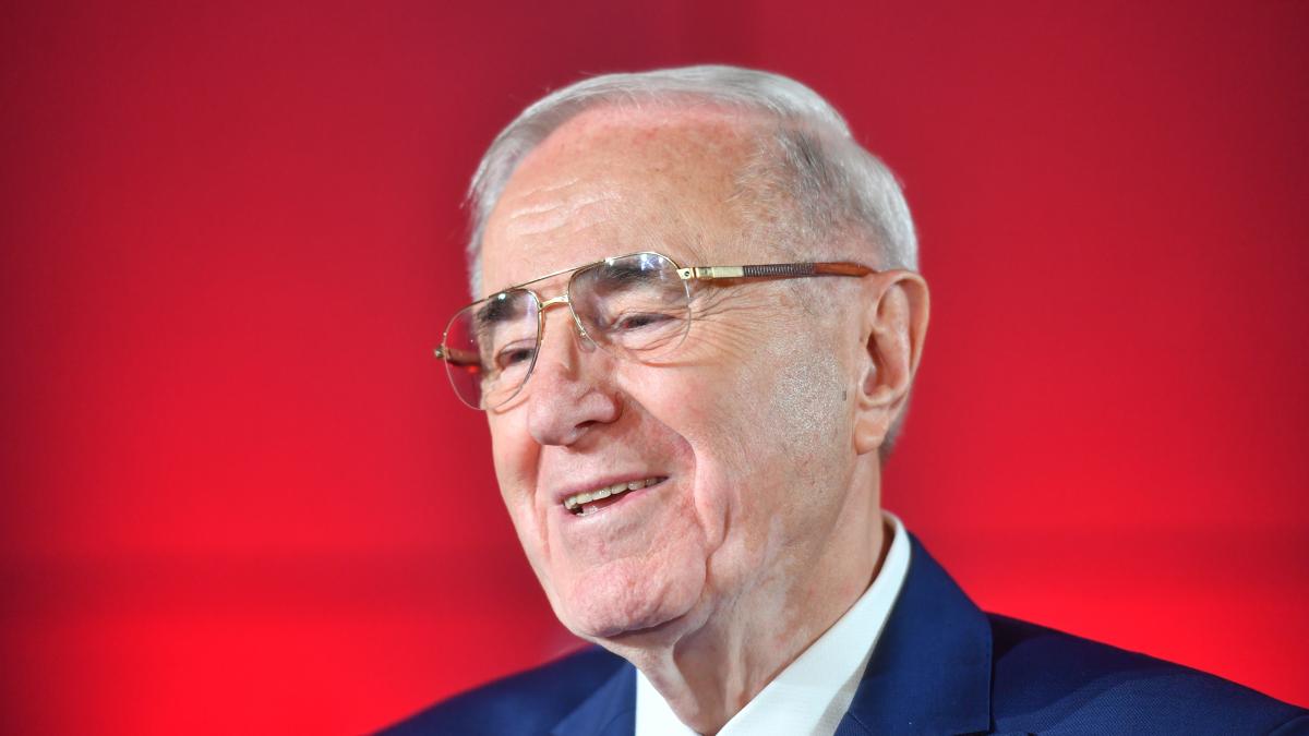 a murit viorel paunescu fostul presedinte al consiliului de administratie de la steaua