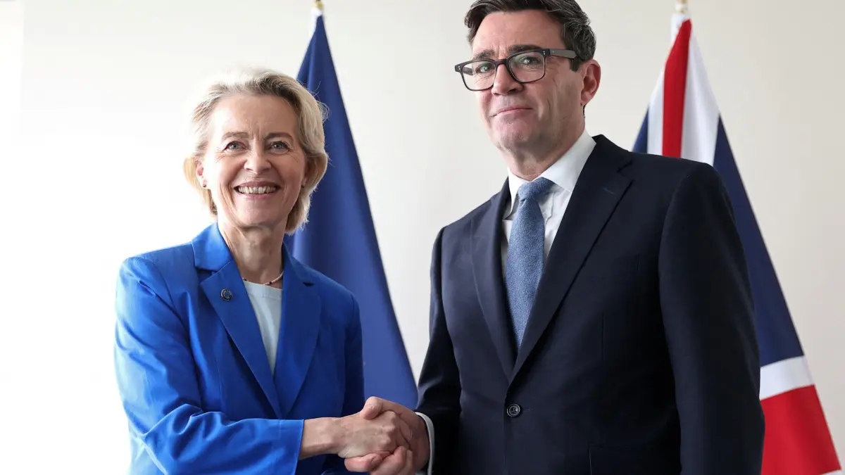 andy burnham cere dezbatere despre revenirea la libera circulatie a cetatenilor ue in marea britanie balanta migratiei s a schimbat