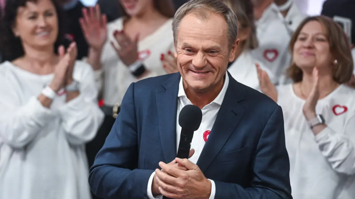amuzant donald tusk a ras cand a auzit ca trump vrea sa l propuna pe viktor orban sef la onu