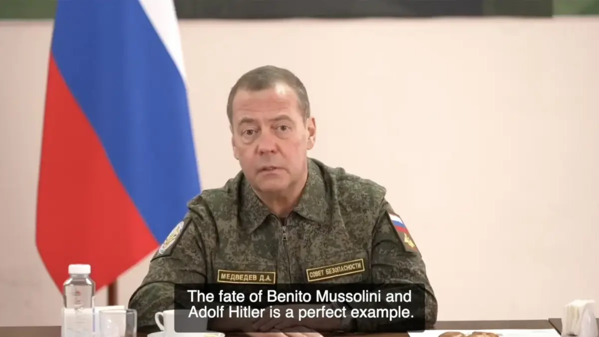 medvedev ii sugereaza lui donald trump sa ceara cia sa se ocupe de zelenski metoda si locul nu conteaza
