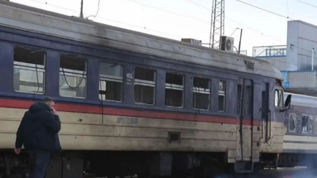 cel putin 13 morti si cinci raniti in ucraina in urma unui atac cu o drona rusa cu reactie in gara din dnipro