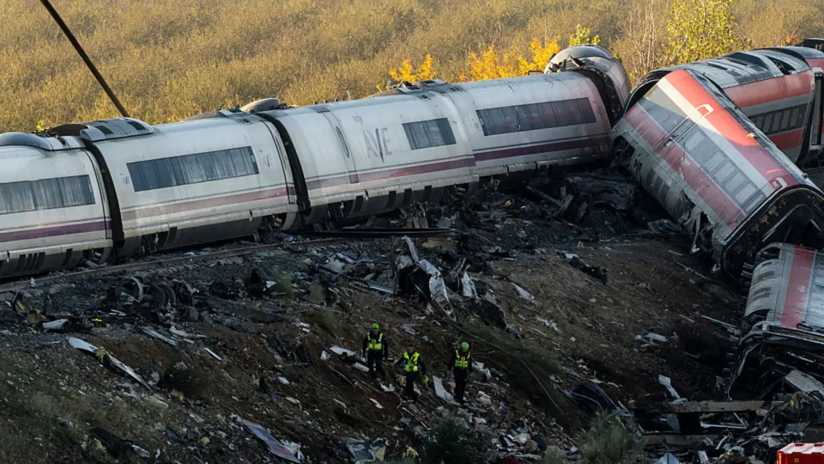 un roman a fost ranit in accidentul feroviar din spania precizarile mae despre starea sa