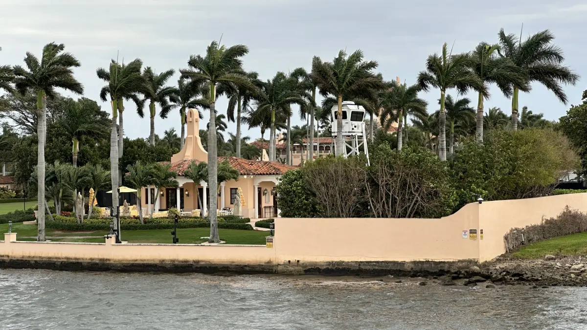 armata sua a instalat sisteme de aparare aeriana la resedinta lui trump de la mar a lago in florida