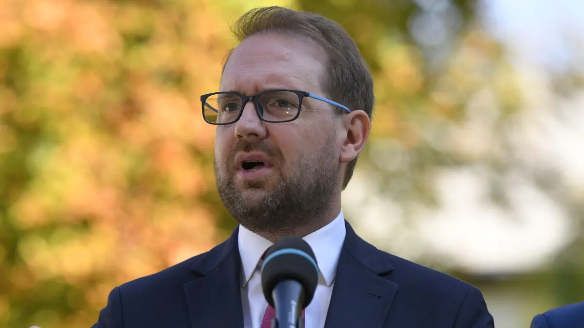 politician roman dominic fritz