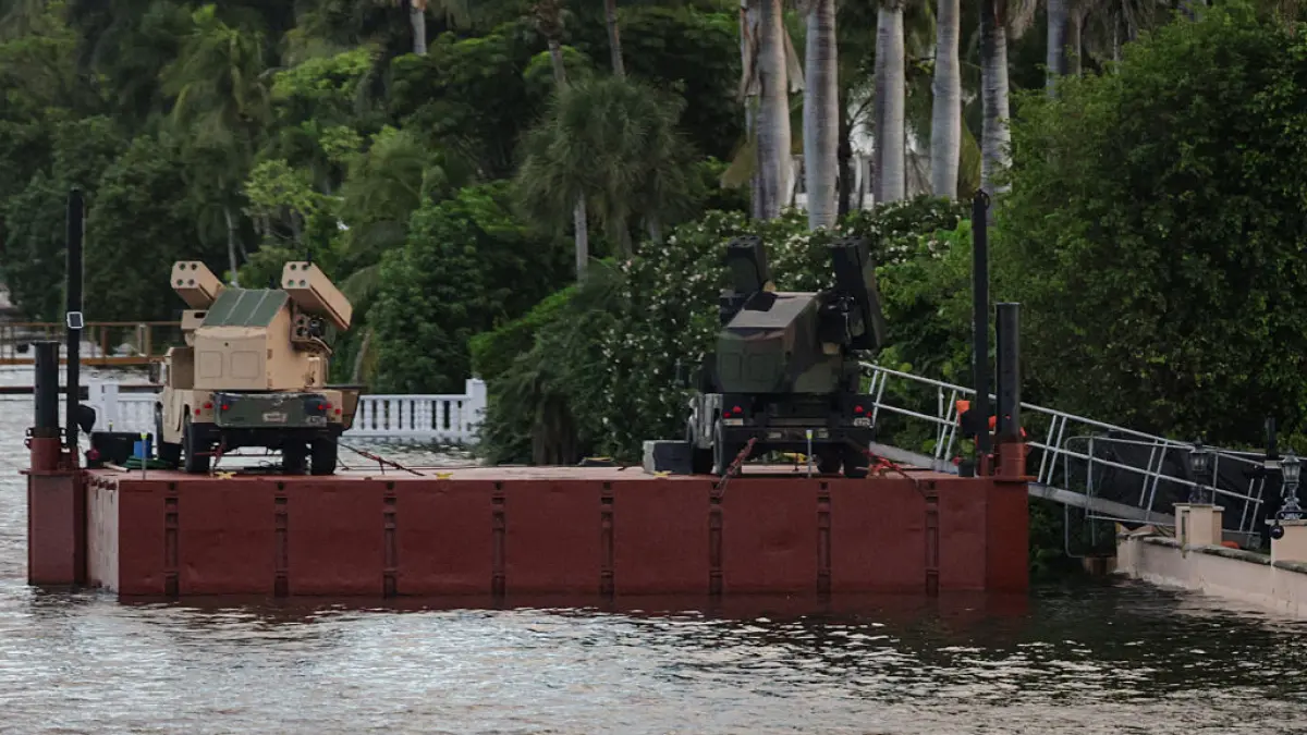 sisteme de rachete sol aer au fost instalate la resedinta lui trump de la mar a lago spatiul aerian restrictionat