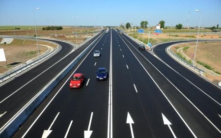 Ministerul Transporturilor construieşte autostrăzi proiectate pe vremea lui Ceauşescu