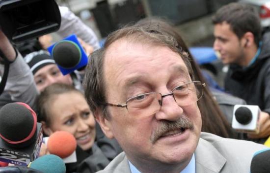 Mircea Băsescu poate merge la muncă de săptămâna viitoare. Curtea de Apel a respins contestaţia DNA 418