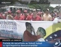 Manifestaţii violente anti-Chavez 
